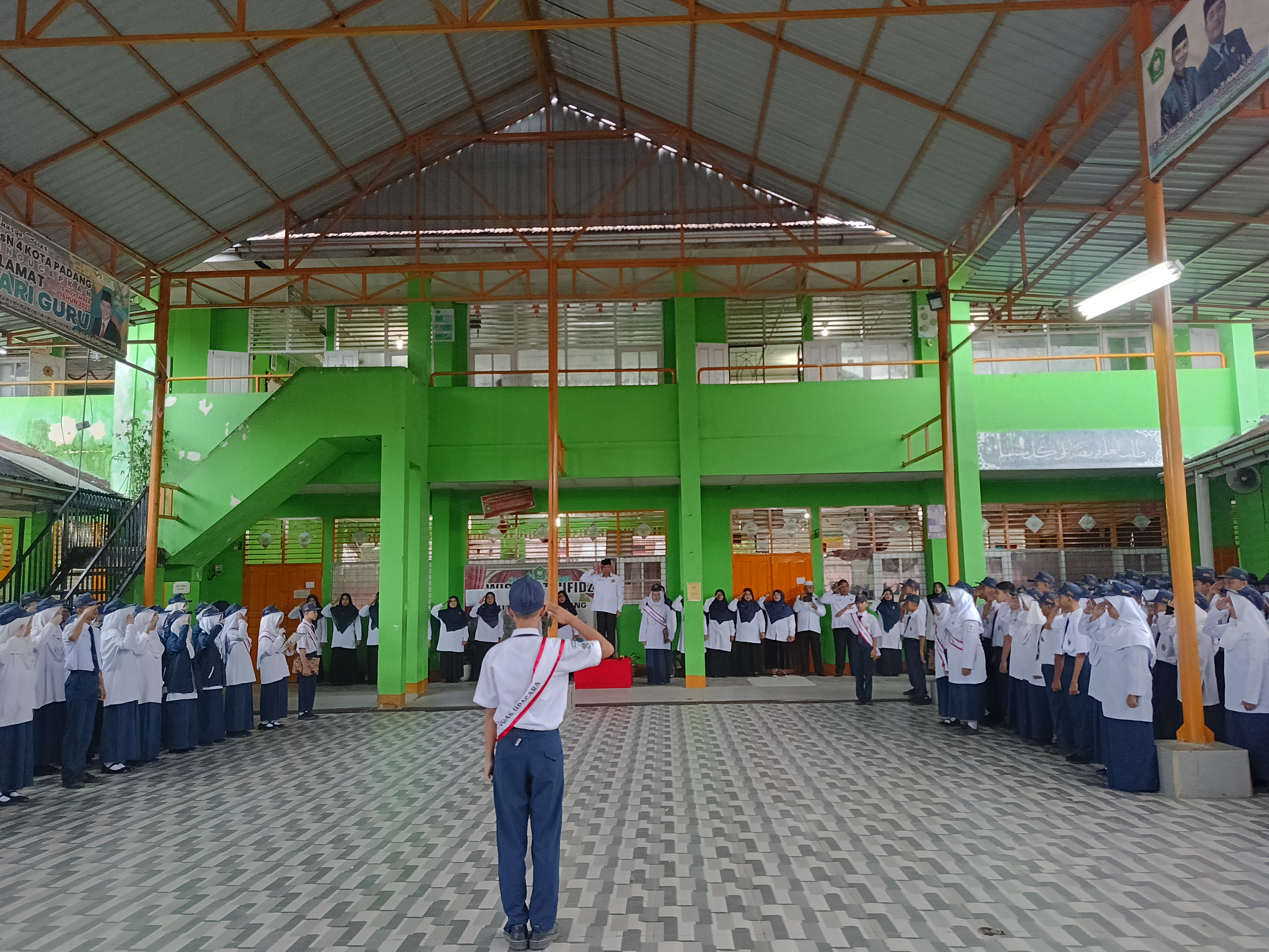 10d424b9-2e0e-42b8-ac67-4182b0c18748.jpg