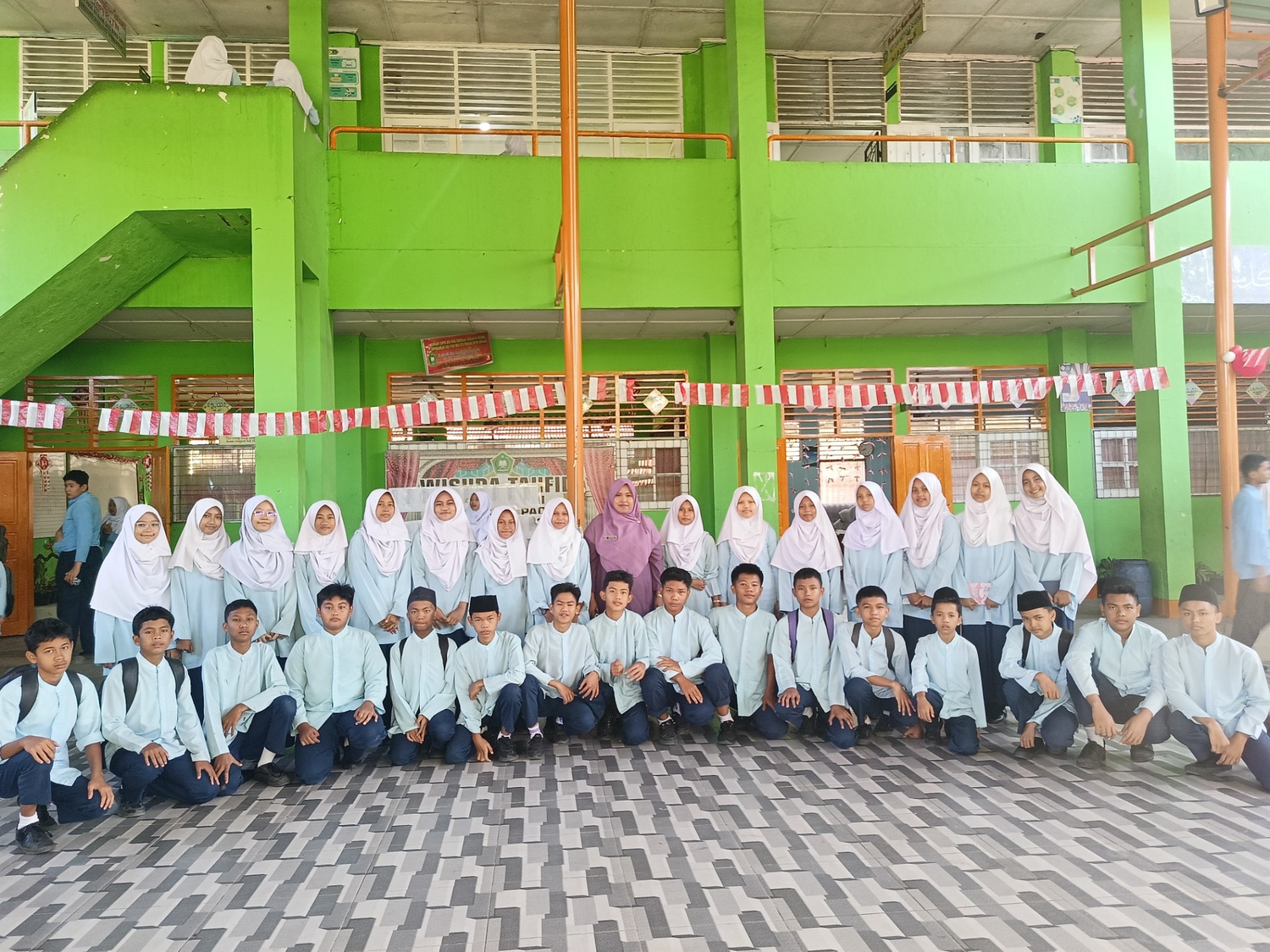5cdfd080-b5ef-4697-90ff-ee48a9881520.jpg